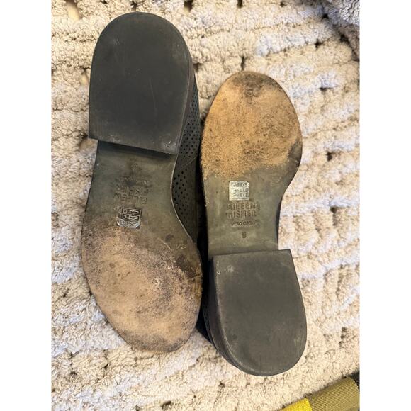 Eileen Fisher leaf ankle bootie tulip split perforated leather black/gray Size 9 - Picture 5 of 7